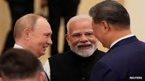 அமெரிக்காவுக்கு எதிராக ஒன்றிணைகிறதா உலக வல்லரசுகள் ?- ஒரு விரிவான பார்வை